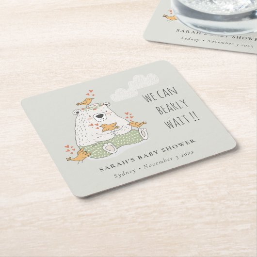 緑の我々はベアバードの赤ちゃんシャワーを待つことができる スクエアペーパーコースター (アングル)