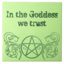 緑の星形五角形と華やかさ