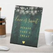 緑の木の弦のライト愛は甘い好意である 台座サイン (インサイチュ)