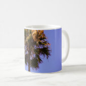 緑の木の浅いフォーカス写真 コーヒーマグカップ (正面右)