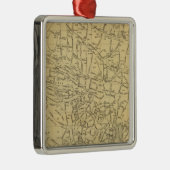 緑の木製の墓地 メタルオーナメント (右)