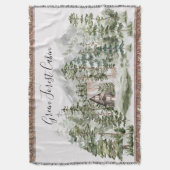 緑の松の森の森の森の中の水彩小屋 スローブランケット (正面縦)