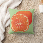 緑の枕にオレンジとスライスしたオレンジを丸ごと クッション (ブランケット)