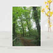 緑の森のグリーティングカードのパス カード (黄色い花)