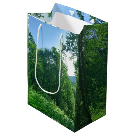 緑の森の風景写真 ミディアムペーパーバッグ (正面アングル)