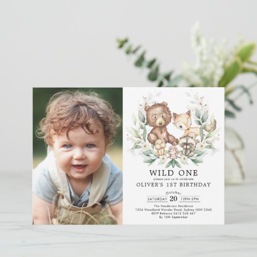 緑の森林に生き物たちが野生の1誕生日 招待状 (スタンド正面)