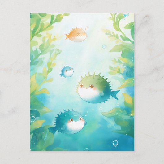 緑の海藻の中を泳ぐかわいいフグ ポストカード (正面)