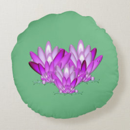 緑の海辺に咲く蓮の花 ラウンドクッション