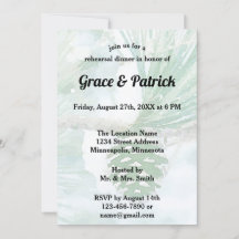 緑の淡い色の冬の松コーンリハーサルディナー