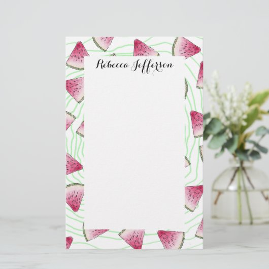 緑の渦巻の夏らしでかわいい水彩画のスイカ 便箋 (スタンド正面)