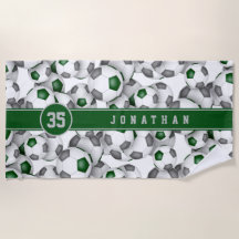 緑の灰色のチームカラーのサッカーボールのパターンの子供