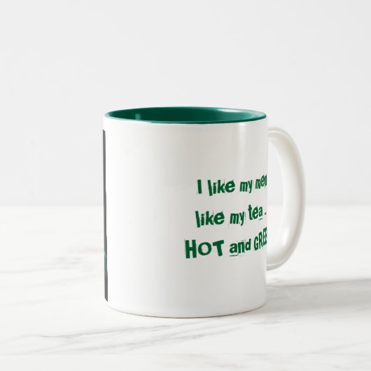 緑の炎、私は私の茶… Hのような私の人を…好みます ツートーンマグカップ (正面右)