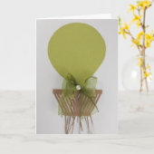 緑の熱気球をパーソナライズ カード (黄色い花)