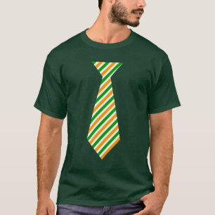 緑の白いオレンジタイが付いているSt patricks dayのワイシャツ Tシャツ