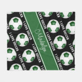 緑の白い私はサッカーの文字パターンが大好き フリースブランケット (正面(横))