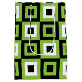 緑の白い黒い正方形の幾何学的 ミディアムペーパーバッグ (裏面)