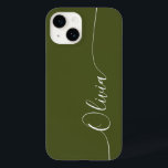 緑の白エレガント書のスクリプト名 Case-Mate iPhone 14ケース<br><div class="desc">緑の白の書道のスクリプトのタイポグラフィ名エレガントパーソナライズされたiPhone 14電話のケースは、トレンディーとデザインを備え頭が切れるて、あなたの名前を手に書のスクリプトのを緑の背景にモダンは、を持つ。©Evco Studio www.zazzle.com/store/evcostudioによる設計</div>