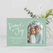 緑の白モダンいアーチ平和の喜び写真クリスマス シーズンカード (スタンド正面)