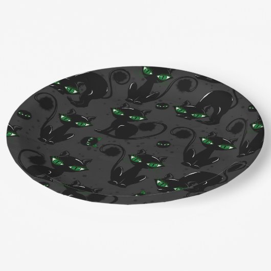 緑の目が可愛い黒いハロウィン猫 ペーパープレート (アングル)