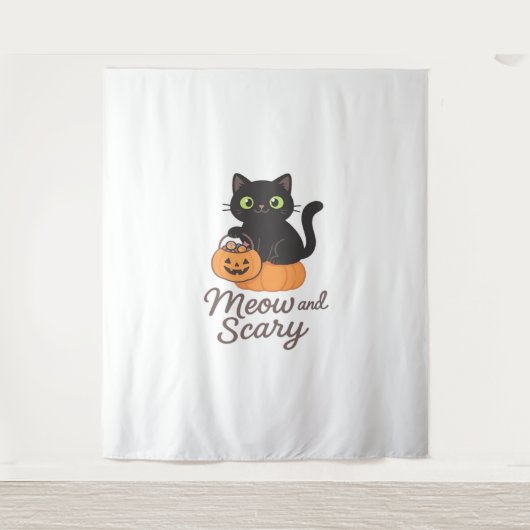 緑の目を白熱［赤熱］光を放つPに浮かべた猫 タペストリー (正面)