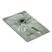 緑の着色されたデイジー花 ノートブック (右側)