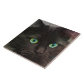 緑の瞳のポートレートを持つ黒猫 タイル (側面)