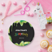 緑の粘着物の男の子の誕生会 ペーパープレート (パーティー)