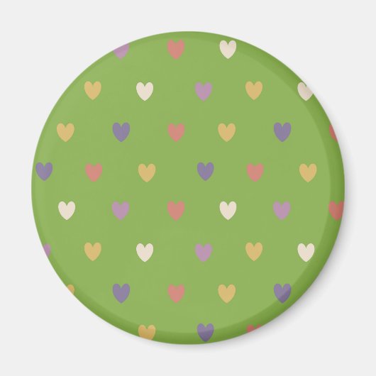 緑の緑の上のポルカハート マグネット (正面)