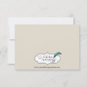 緑の美しいウェディングレセプションでの樺の木の植樹 招待状 (裏面)