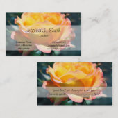 緑の背景にゴージャスな黄色のバラの花。 名刺 (正面/裏面)