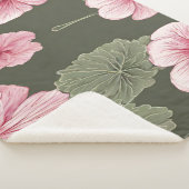 緑の背景にピンク色の花 シェルパブランケット (3/4)