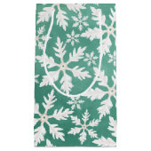 緑の背景に降り注ぐ大きな白い雪 スモールペーパーバッグ (正面)