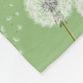緑の背景のタンポポパターン フリースブランケット (角)