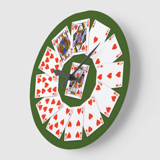緑の背景のハートのスーツのトランプ ラージ壁時計 (傾斜)