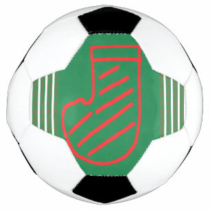 緑の背景の赤と緑のクリスマス・ストッキン サッカーボール