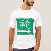 緑の自転車経路右矢印案内標識 Tシャツ (正面)