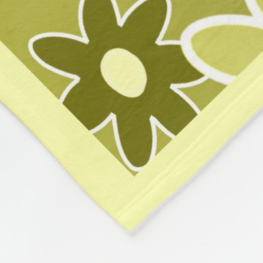 緑の花と葉のパターンをパーソナライズ フリースブランケット (角)