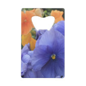 緑の花の写真4810を持つ紫色及びオレンジパンジー クレジットカード栓抜き (裏面)
