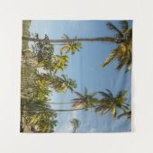 緑の草原の近くの緑のココナツヤシの木  タペストリー (正面(横))