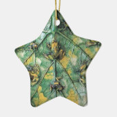 緑の葉の上の小さなカエル、スター セラミックオーナメント (左)