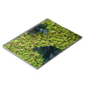 緑の葉を持つ植物 ノートブック (左側)