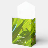 緑の葉、日光と青空 フェイバーボックス (オープン)