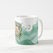 緑の蛇とピンクの花 コーヒーマグカップ (正面右)