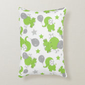緑の象のパターン,かわいい象,星 アクセントクッション (正面(垂直))