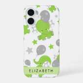 緑の象、星、あなたの名前の模様 iPhone 16ケース (裏面)