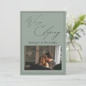 緑の贅沢なカリグラフィー 私たちはこっそり結婚する 披露宴 招待状 (スタンド正面)