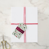 緑の赤いメリークリスマスツリー ギフトタグ (より糸付き)