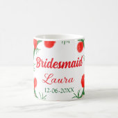緑の赤いリースcir名前bridesmaid gift yearを追加 コーヒーマグカップ (中央)