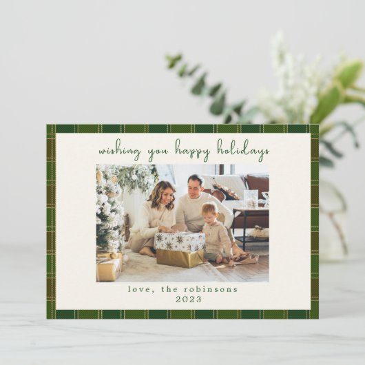 緑の赤い格子模様のカスタム写真クリスマス シーズンカード (スタンド正面)
