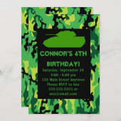 緑の軍隊のカムフラージュのバースデーパーティ招待状 招待状 (正面/裏面)